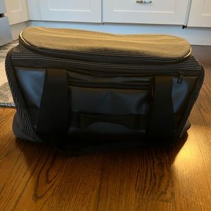 Lululemon Gym Bag - like new!